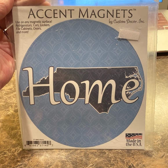 North Carolina Accent Magnet - Picture 1 of 1